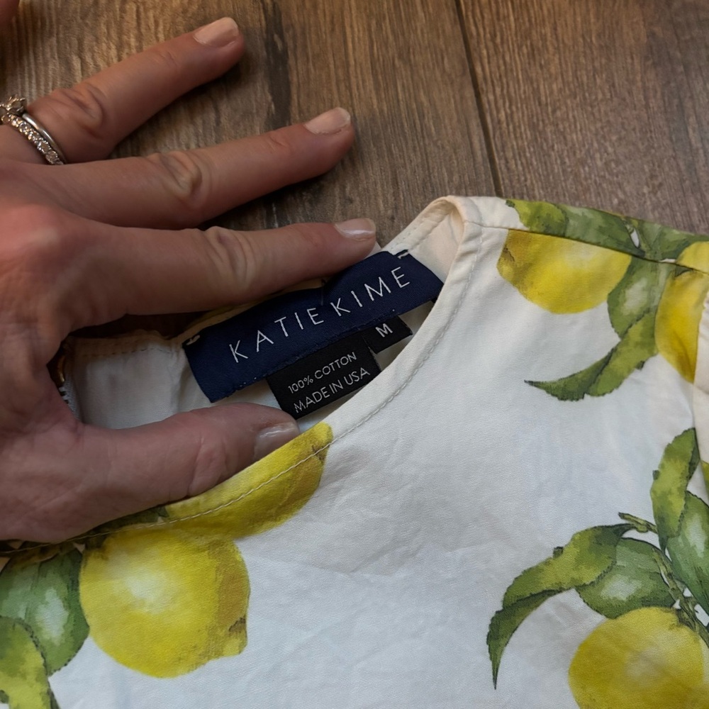 Katie Kime Lemon Print Crop Top Size Medium Made in USA Preppy Summer - Picture 8 of 10
